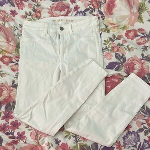 White American Eagle jeans